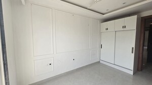 Building Lobby in 3 BHK Builder Floor at Adani Oyster Greens, Sector 102 – for Sale