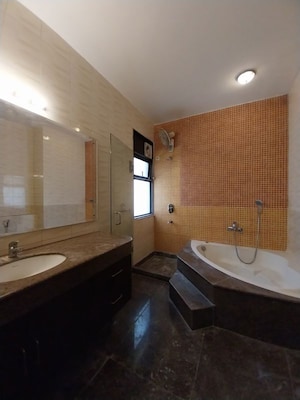 Bathroom in 5 BHK Villa at Nirvana Courtyard, Sector 50 – for Rent