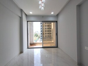 Room in 1 BHK Apartment at Sector 4 Pushpak Nagar – for Sale