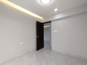 Room in 1 BHK Apartment at Sector 4 Pushpak Nagar – for Sale