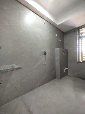 Room in 1 BHK Apartment at Sector 4 Pushpak Nagar – for Sale
