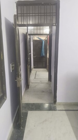 Building Lobby in 2 BHK Builder Floor at Gomti Nagar – for Rent