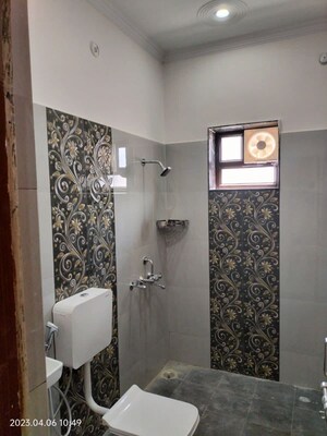 Bathroom in 2 BHK Builder Floor at Gomti Nagar – for Rent