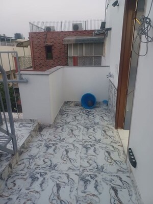Balcony in 1 BHK Builder Floor at Alaknanda – for Rent