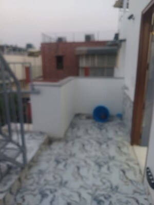 Balcony in 1 BHK Builder Floor at Alaknanda – for Rent