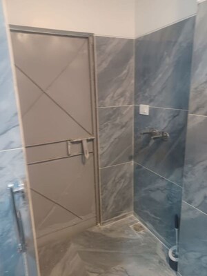 Bathroom in 1 BHK Builder Floor at Alaknanda – for Rent