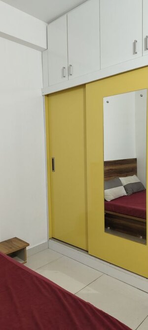 Room in 1 BHK Apartment at Indiranagar – for Rent