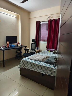 Bedroom in 1 BHK Apartment at GR Maithri, Cambridge Layout – for Rent