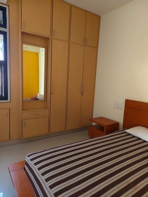 Bedroom in 2 BHK Apartment at Halasuru – for Rent