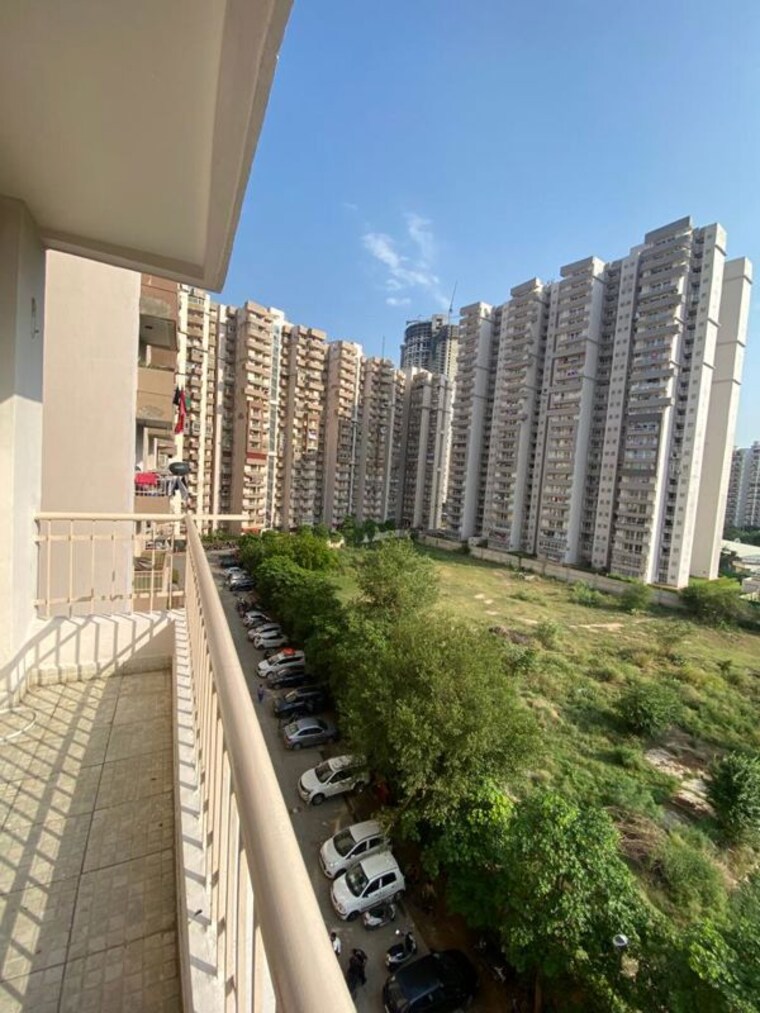 Exterior View, supertech-crown-town 2 Bedroom 930 Sq.Ft. Apartment In Sector 74 Noida 10797266