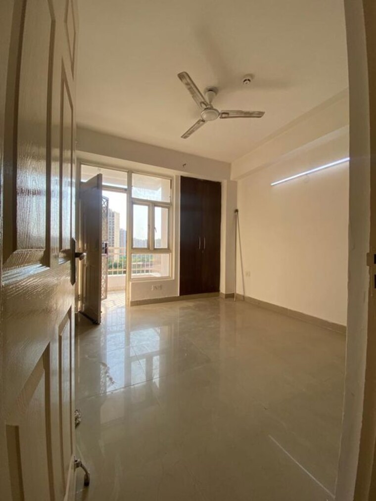 Room, supertech-crown-town 2 Bedroom 930 Sq.Ft. Apartment In Sector 74 Noida 10797266