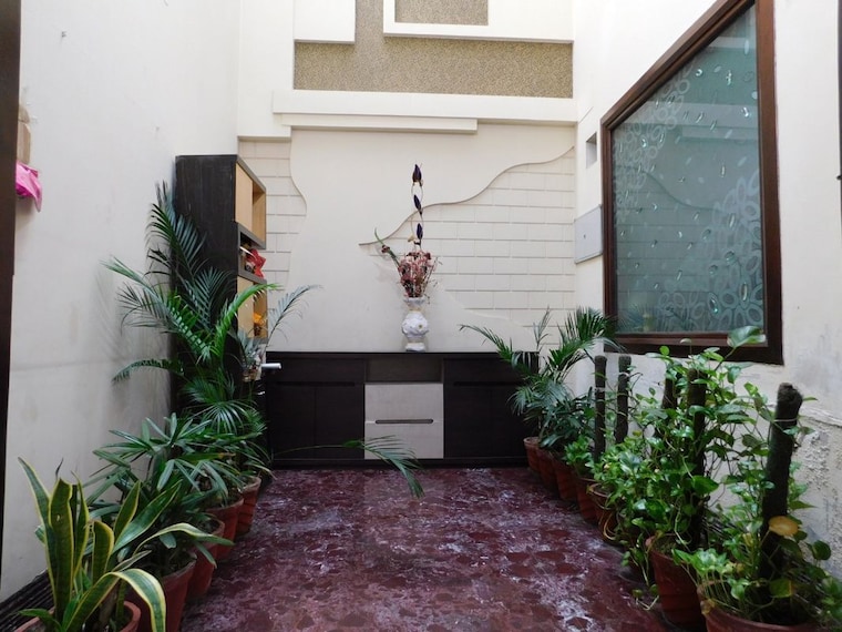 Balcony, sector 50 4 Bedroom 4500 Sq.Ft. Builder Floor In Sector 50 Noida 10797294