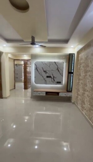 Furnished Amenities in 2 BHK Apartment at Supertech Residency, Vaishali Sector 5 – for Sale