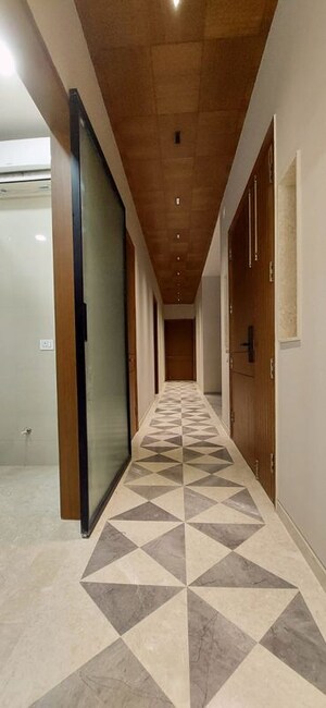  4 BHK Builder Floor at Greater Kailash ii – for Rent