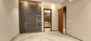Room in 4 BHK Builder Floor at Greater Kailash ii – for Rent