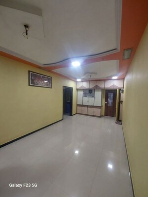 Room in 1 RK Apartment at Nagari Niwara CHS, Goregaon East – for Rent
