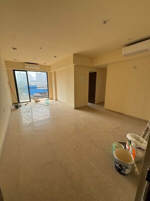 Room in 2 BHK Apartment at Lodha Sterling, Kolshet Road – for Sale