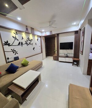 2 BHK Apartment For Rent in Pali Hill Apartment, Bandra West