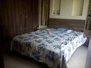Bedroom in 2 BHK Apartment at Dindoshilla Apartment, Khar West – for Rent