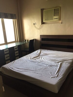 Bedroom in 2 BHK Apartment at Dindoshilla Apartment, Khar West – for Rent