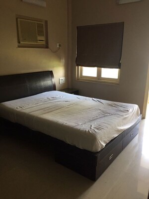 Bedroom in 2 BHK Apartment at Dindoshilla Apartment, Khar West – for Rent