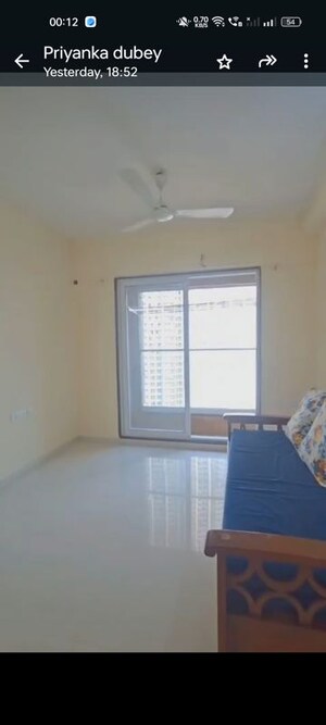 Room in 2 BHK Apartment at Ashar Axis, Majiwada – for Rent