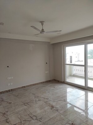 Balcony in 4 BHK Builder Floor at Sector 31 – for Rent