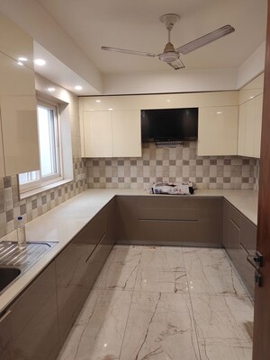 Kitchen in 4 BHK Builder Floor at Sector 31 – for Rent