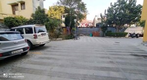 Parking in 3 BHK Apartment at Golden Crast Apartment, Butler Colony – for Rent