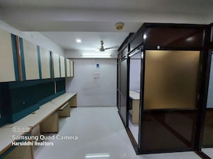  Office Space For Rent in Mulund West