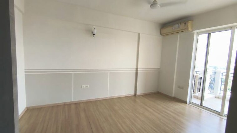 Room, dlf-regal-gardens 3 Bedroom 1755 Sq.Ft. Apartment In Sector 90 Gurgaon 10797732