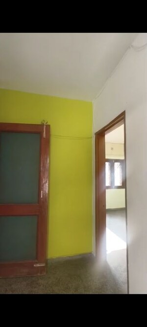 Room in 2 BHK Apartment at RWA Apartments Sector 21, Sector 21 – for Sale