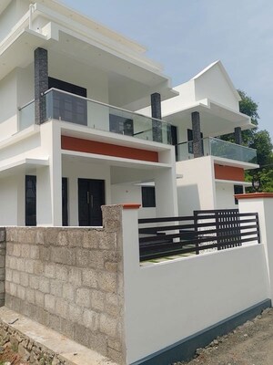 4 BHK Independent House For Sale in Pamboor