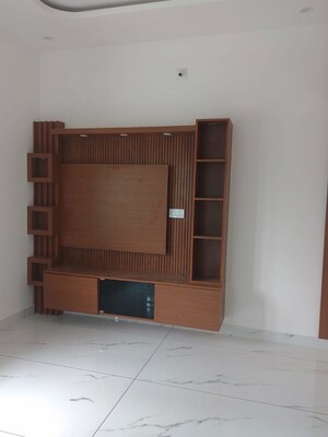 Room in 4 BHK Independent House at Pamboor – for Sale