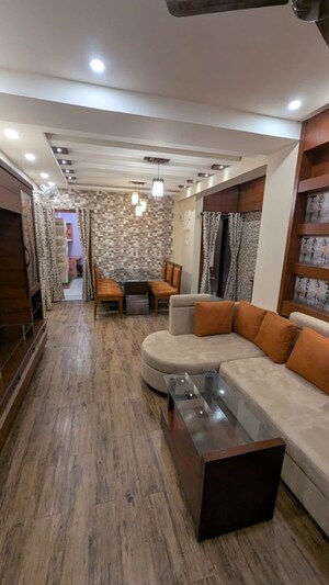 Living Room in 2 BHK Apartment at Park Street Area – for Rent
