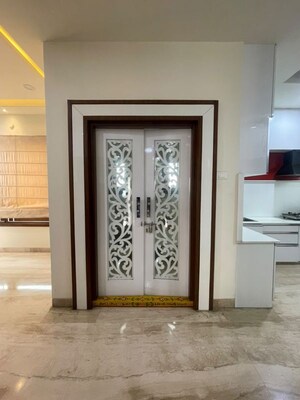 Room in 3 BHK Builder Floor at Madhapur – for Rent