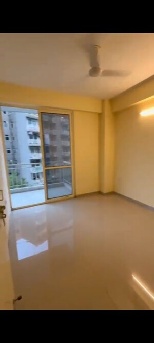 Room in 2 BHK Apartment at Conscient Habitat Residences, Sector 78 – for Sale