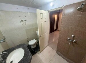 Team Area in 3 BHK Apartment at Rohtas Plumeria, Gomti Nagar – for Rent