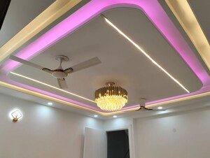 Furnished Amenities in 4 BHK Apartment at Panchsheel Vihar – for Rent