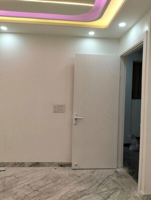 Building Lobby in 4 BHK Apartment at Panchsheel Vihar – for Rent