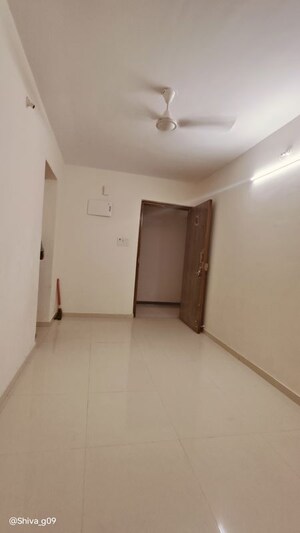 Room in 1 BHK Apartment at Suraj Palette, Dadar West – for Rent