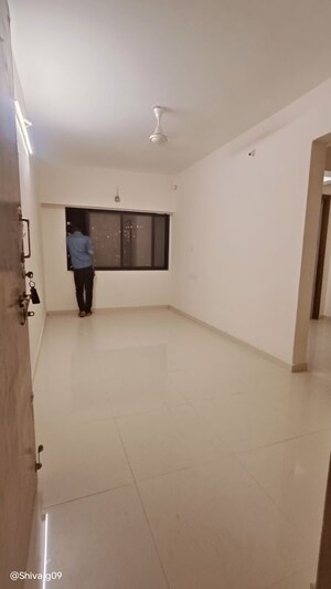 Room in 1 BHK Apartment at Suraj Palette, Dadar West – for Rent