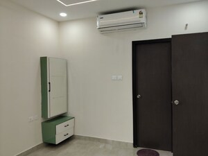 Room in 2 BHK Apartment at Candeur 40, Miyapur – for Rent