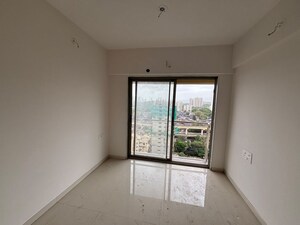 Room in 1 BHK Apartment at Andheri Green Field Towers, Jogeshwari East – for Rent