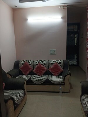 Living Room in 2 BHK Builder Floor at Indrapuram – for Rent