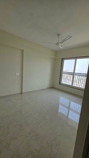 Bedroom in 2 BHK Apartment at Chembur – for Rent