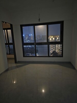 Room in 2 BHK Apartment at Paranjape Schemes Royal Court, Andheri East – for Rent