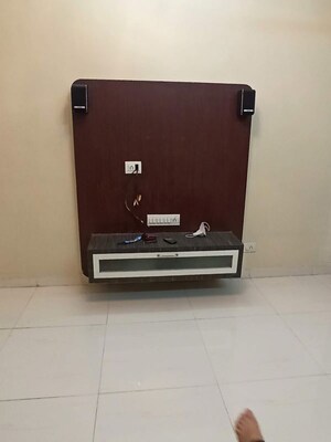 Furnished Amenities in 1.5 BHK Apartment at Ketan Apartments Dadar East, Dadar East – for Rent