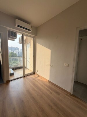 Room in 2 BHK Builder Floor at Signature Global City 92, Sector 92 – for Rent
