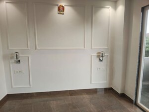 Room in 4 BHK Builder Floor at Ansal Plaza Sector-23, Sector 23 – for Rent